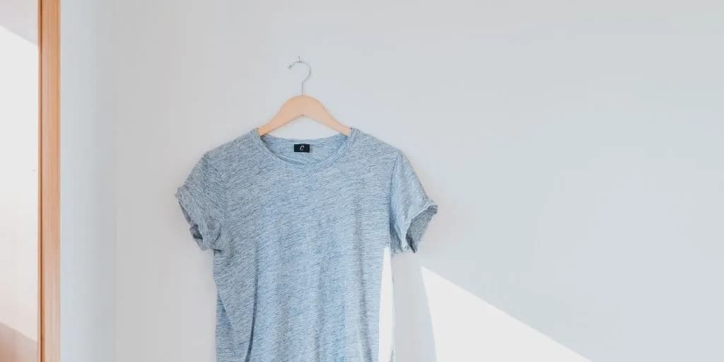 Używane ubrania: zalety i wady, które warto znać przed zakupem