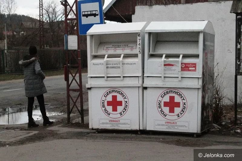 Gdzie oddać odzież używaną: 8 sprawdzonych punktów zbiórki w Polsce