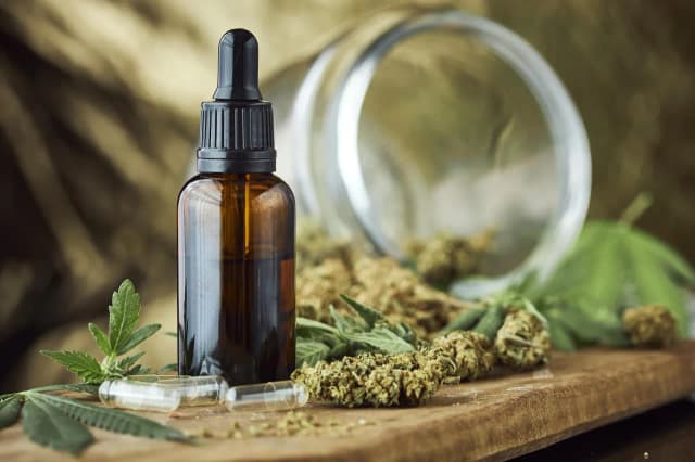 Marihuana w medycynie: zastosowania, korzyści i skutki uboczne