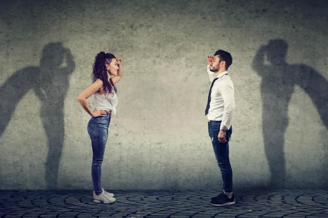 Inspirujące cytaty o mnie: znajdź motywację do samoakceptacji