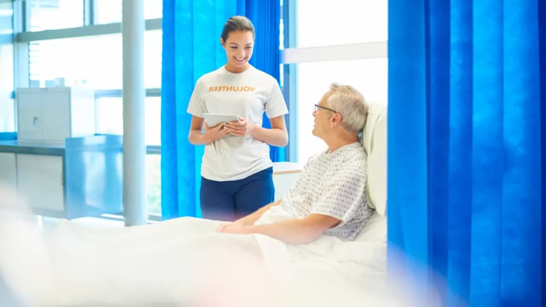 Wolontariat w szpitalu - co musisz wiedzieć o jego roli i korzyściach